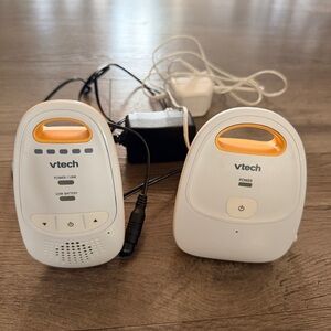 V-Tech Baby Monitor Pair - Portable Audio Receiver & Transmitter (Parent & Baby)
